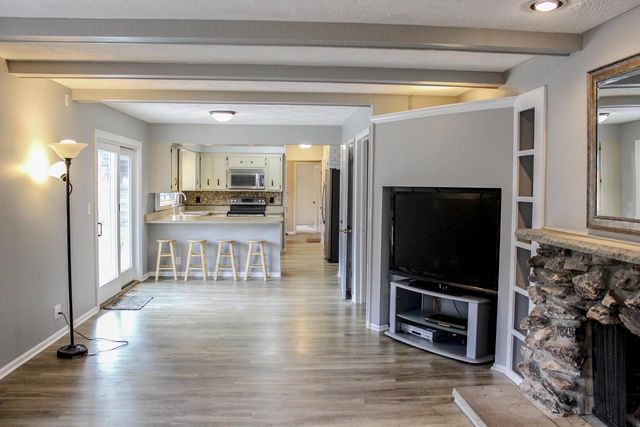 W3490 Oakwood DRIVE, Lake Geneva, WI 53147