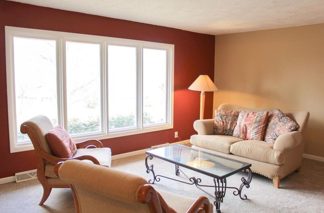 W3490 Oakwood DRIVE, Lake Geneva, WI 53147