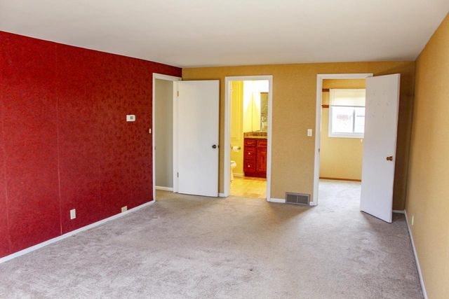 W3490 Oakwood DRIVE, Lake Geneva, WI 53147