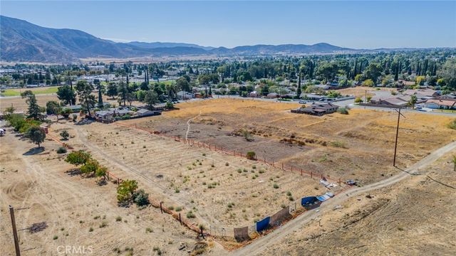 0 Hoffer, Banning, CA 92220