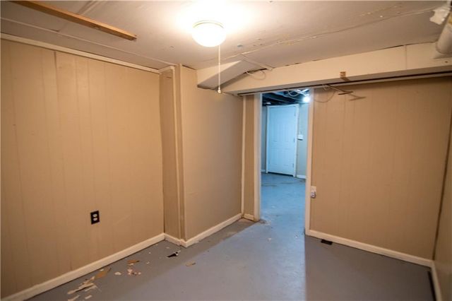 13112 Winchester Avenue, Grandview, MO 64030