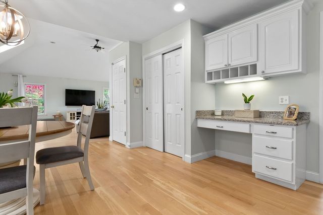 111 Flint Farm Rd, Middleton, MA 01949