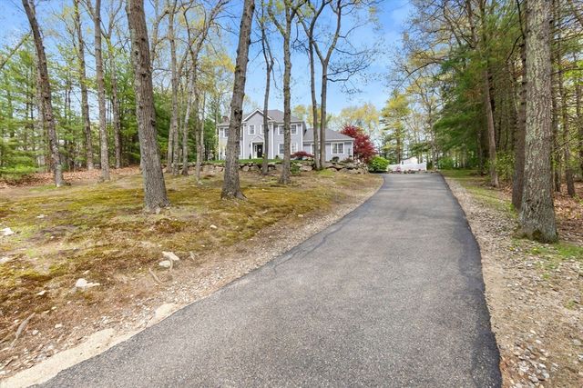 111 Flint Farm Rd, Middleton, MA 01949