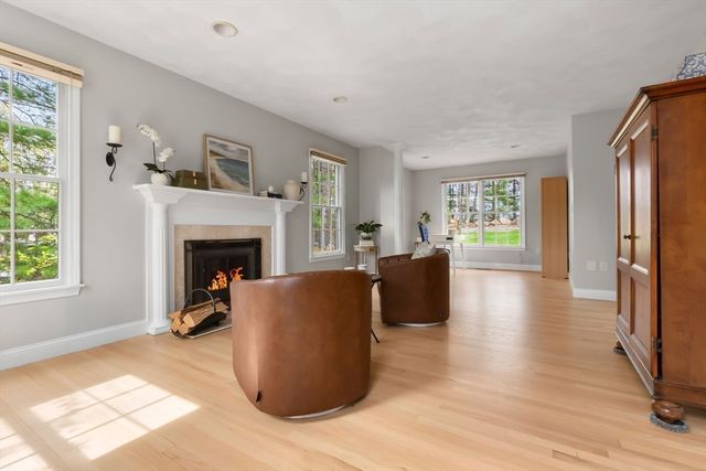 111 Flint Farm Rd, Middleton, MA 01949