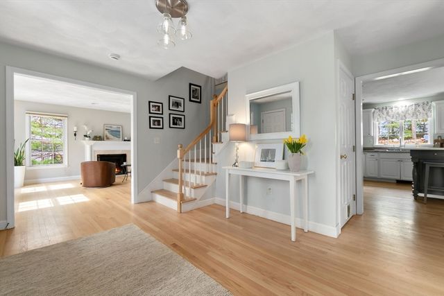 111 Flint Farm Rd, Middleton, MA 01949