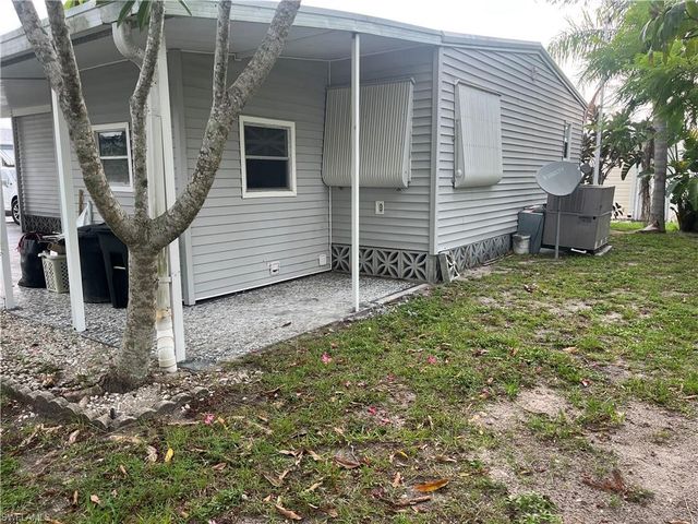 3580 Celestial WAY, North Fort Myers, FL 33903