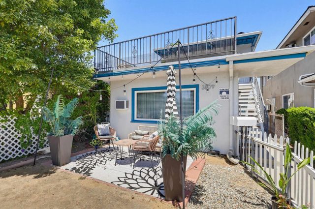 3809 W Chandler Blvd, Burbank, CA 91505