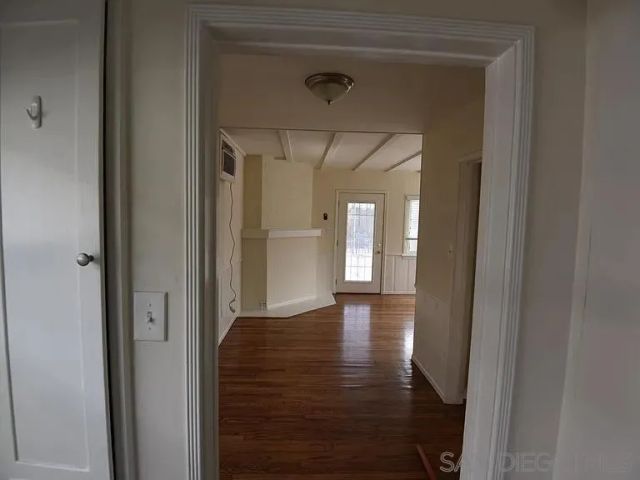 3809 W Chandler Blvd, Burbank, CA 91505