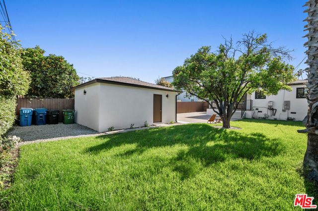 5124 Hillcrest Drive, Los Angeles, CA 90043