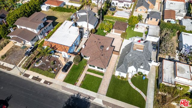 5124 Hillcrest Drive, Los Angeles, CA 90043