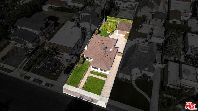 5124 Hillcrest Drive, Los Angeles, CA 90043