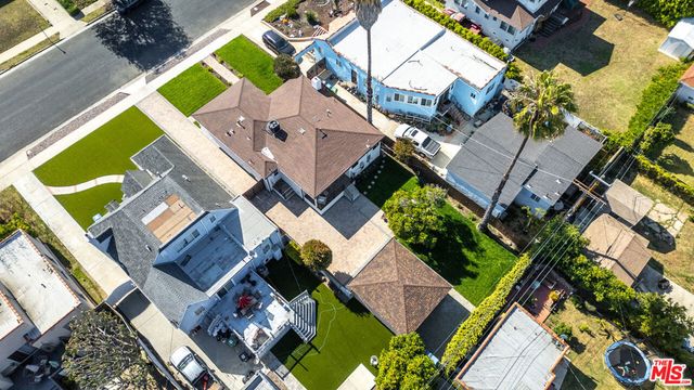 5124 Hillcrest Drive, Los Angeles, CA 90043