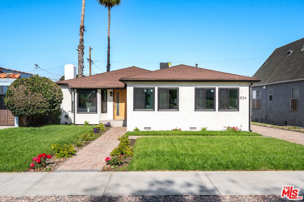 Image 51 of property listing at 5124 Hillcrest Drive, Los Angeles, CA 90043