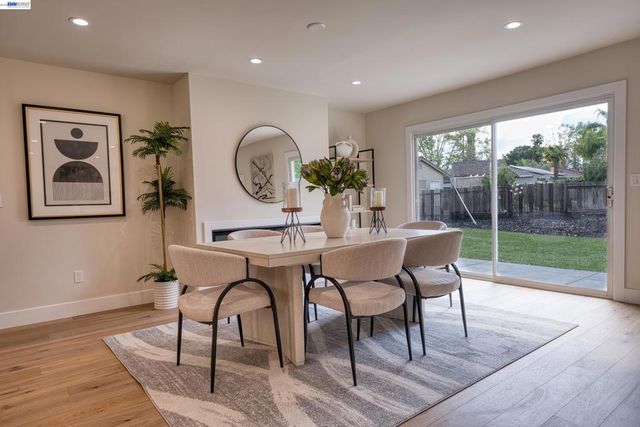 2171 Dorsch Rd, Walnut Creek, CA 94598