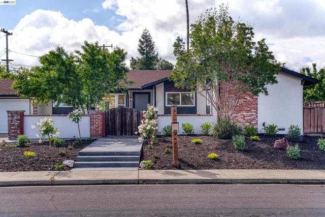 2171 Dorsch Rd, Walnut Creek, CA 94598