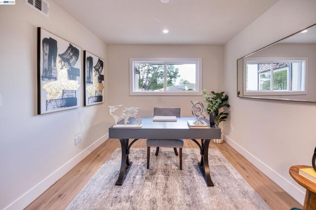 2171 Dorsch Rd, Walnut Creek, CA 94598