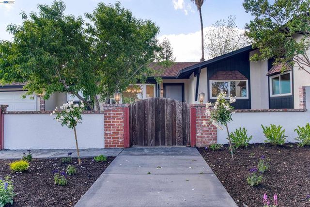2171 Dorsch Rd, Walnut Creek, CA 94598