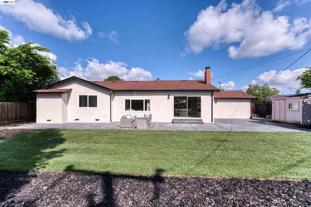 2171 Dorsch Rd, Walnut Creek, CA 94598