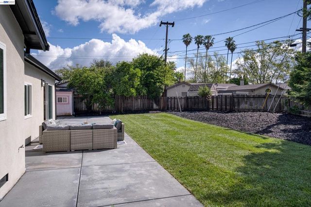 2171 Dorsch Rd, Walnut Creek, CA 94598