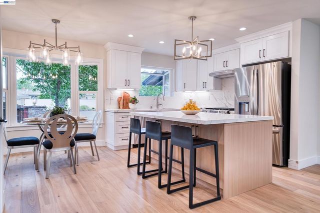 2171 Dorsch Rd, Walnut Creek, CA 94598