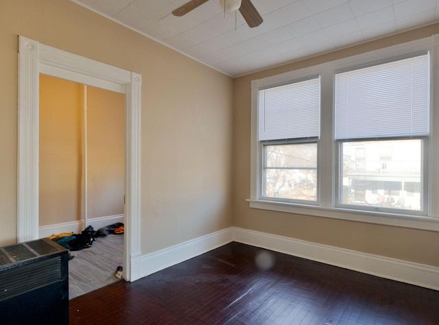 1801 W Meinecke AVENUE, Milwaukee, WI 53206