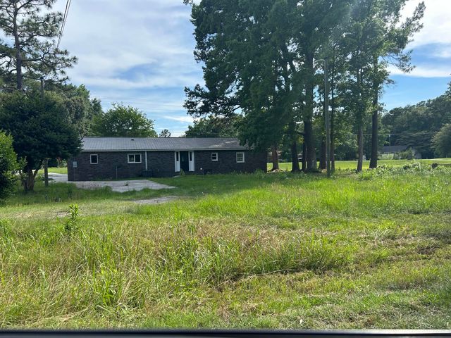 4649 N U.S. Highway 52, Saint Stephen, SC 29479