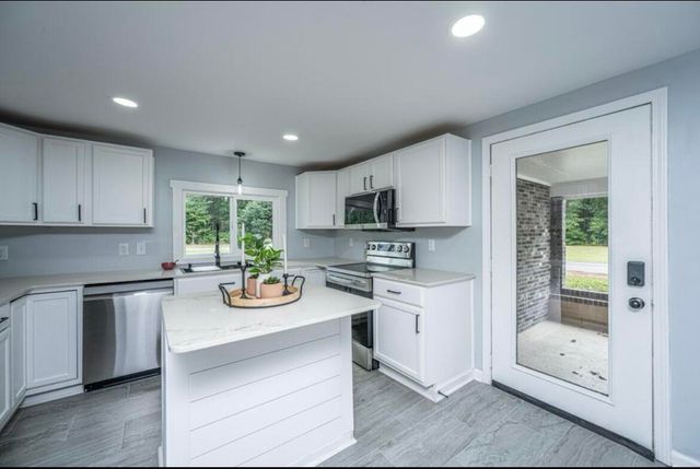 4649 N U.S. Highway 52, Saint Stephen, SC 29479