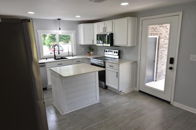 4649 N U.S. Highway 52, Saint Stephen, SC 29479