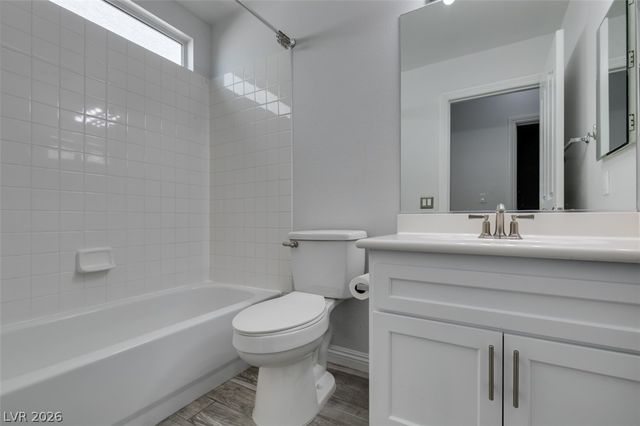 7943 Meandering Path Avenue, Las Vegas, NV 89131