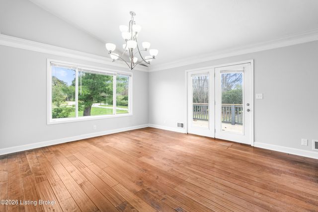 6415 Glenwood Rd, Louisville, KY 40222