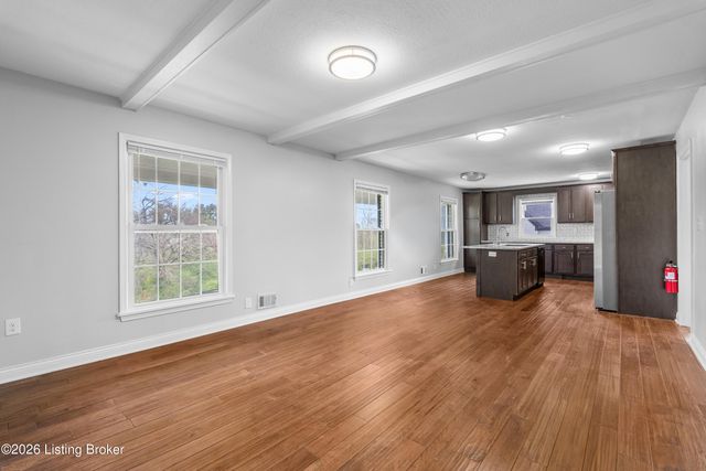 6415 Glenwood Rd, Louisville, KY 40222