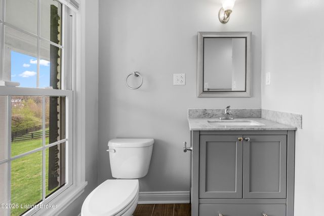 6415 Glenwood Rd, Louisville, KY 40222