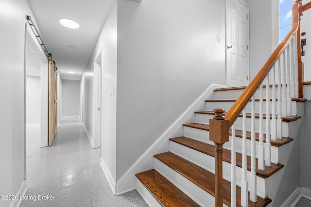 6415 Glenwood Rd, Louisville, KY 40222