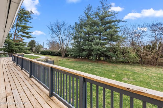 6415 Glenwood Rd, Louisville, KY 40222