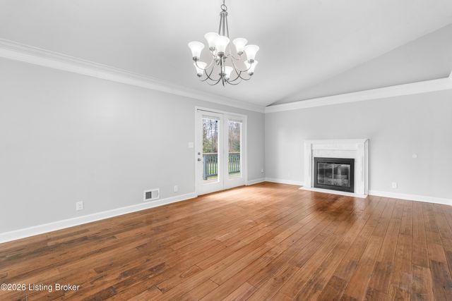 6415 Glenwood Rd, Louisville, KY 40222