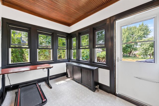 3726 Dupont Avenue N, Minneapolis, MN 55412