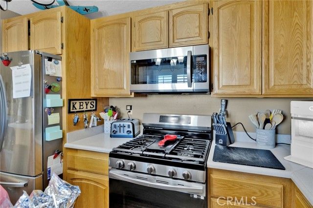 21940 Carlisle Road, Apple Valley, CA 92307