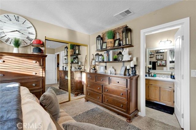 21940 Carlisle Road, Apple Valley, CA 92307