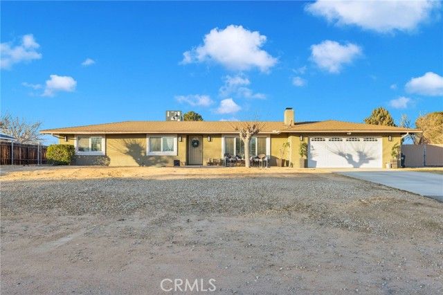 21940 Carlisle Road, Apple Valley, CA 92307