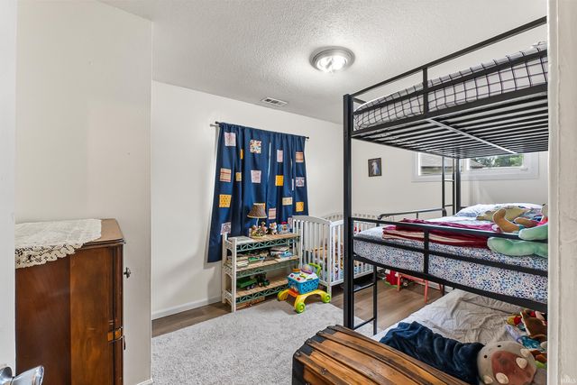627 Courtney Drive, Fort Wayne, IN 46774