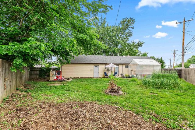 627 Courtney Drive, Fort Wayne, IN 46774