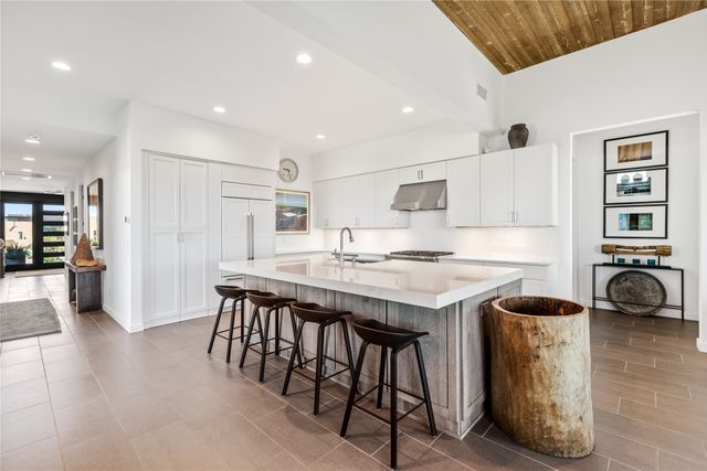 27 Valverde Lane, Santa Fe, NM 87506