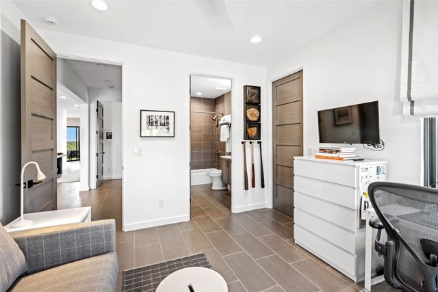 27 Valverde Lane, Santa Fe, NM 87506