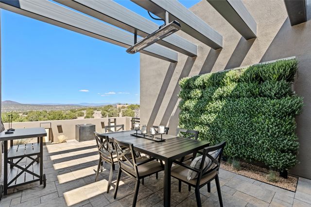27 Valverde Lane, Santa Fe, NM 87506