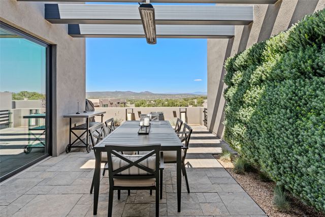 27 Valverde Lane, Santa Fe, NM 87506
