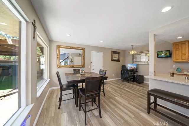 1561 Chalgrove Drive, Corona, CA 92882