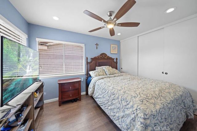 1561 Chalgrove Drive, Corona, CA 92882