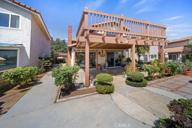 1561 Chalgrove Drive, Corona, CA 92882