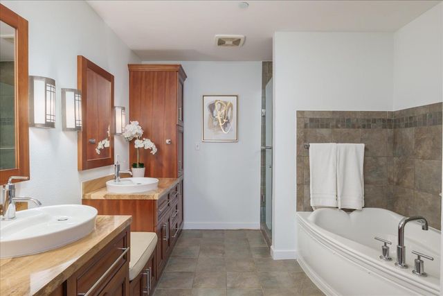 1812 West Ave 207, Austin, TX 78701