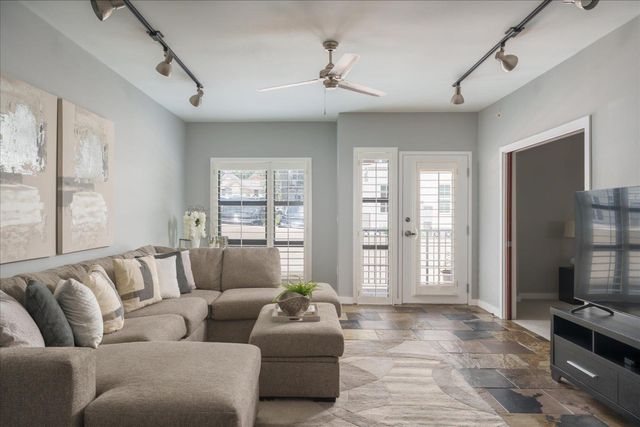 1812 West Ave 207, Austin, TX 78701